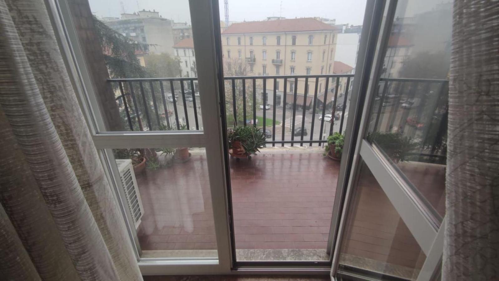 Casa Daniela Lägenhet Milano Exteriör bild